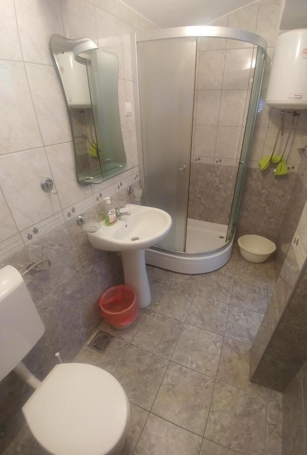 Apartmani Vitic Bar Ngoại thất bức ảnh
