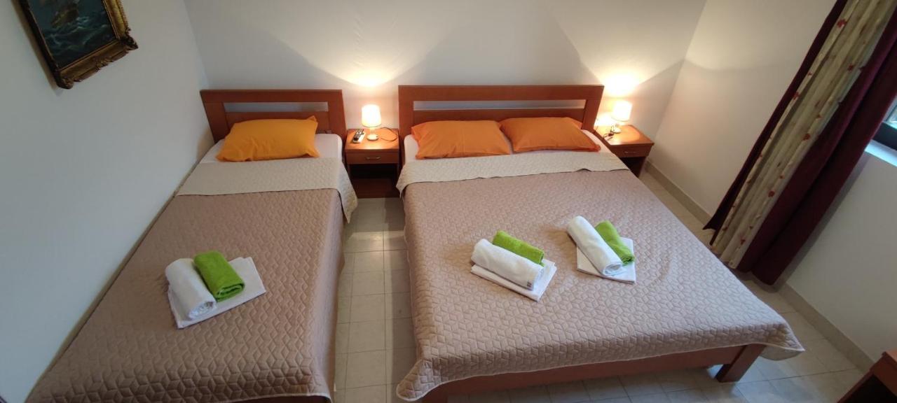 Apartmani Vitic Bar Ngoại thất bức ảnh