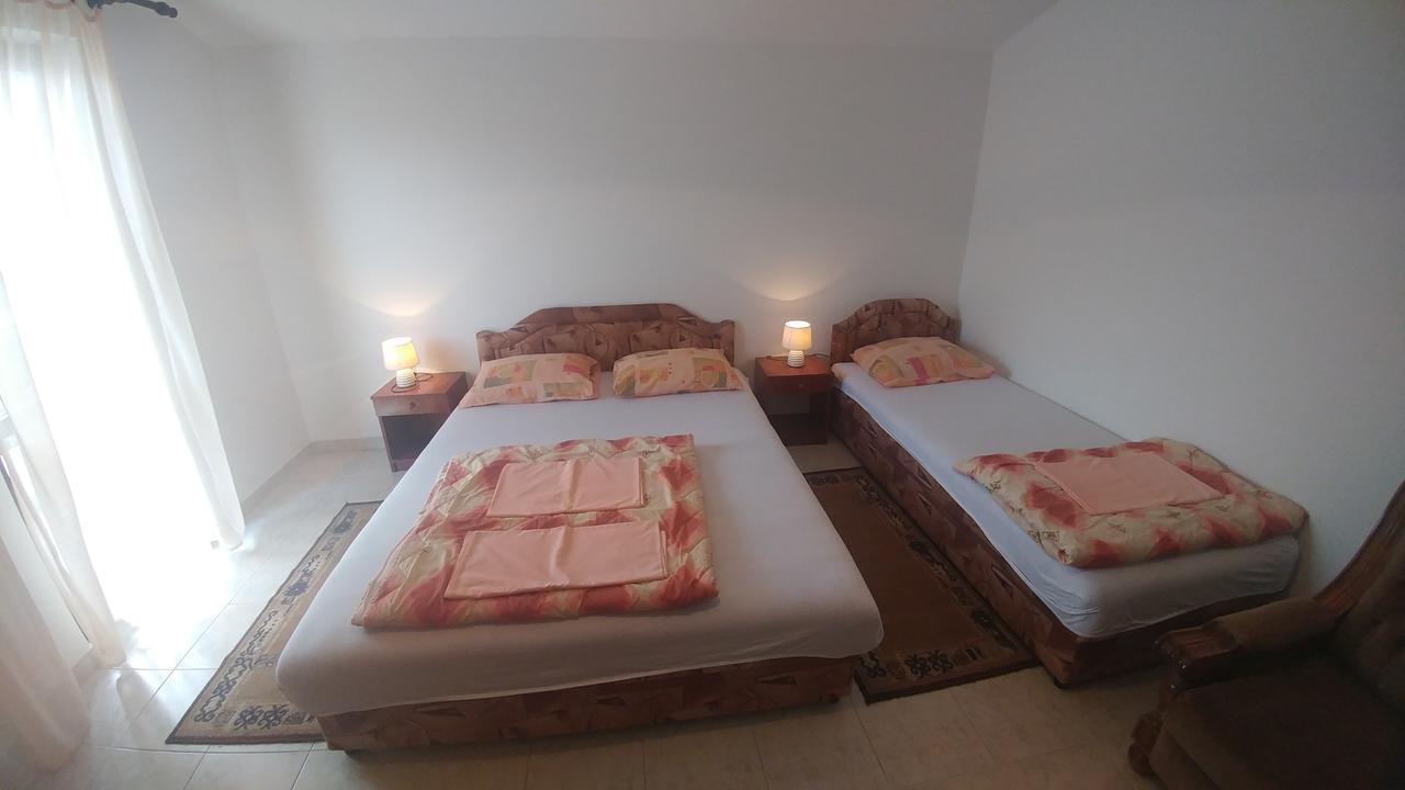 Apartmani Vitic Bar Ngoại thất bức ảnh