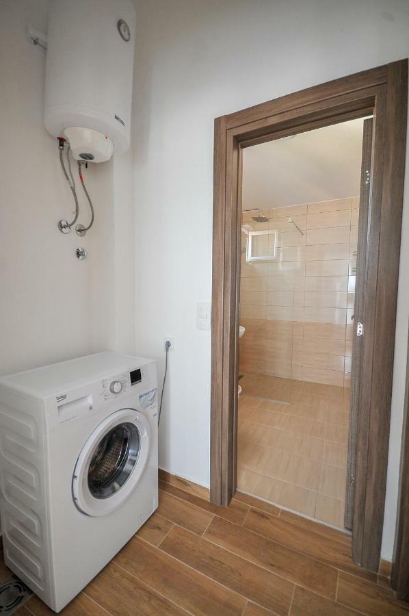 Apartmani Vitic Bar Ngoại thất bức ảnh