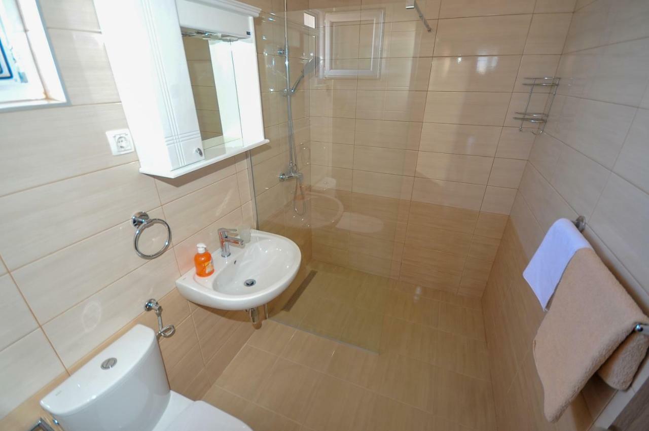 Apartmani Vitic Bar Ngoại thất bức ảnh