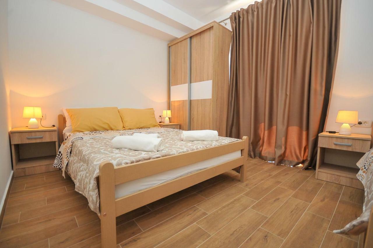 Apartmani Vitic Bar Ngoại thất bức ảnh